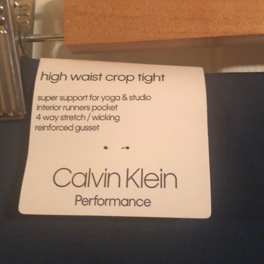 NWT Calvin Klein High Waist Crop Pant